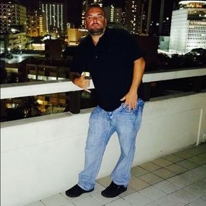 Meet your Posher, Robert